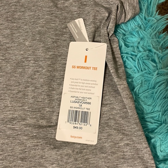 BNWT Lucy Short Sleeve Workout Tee Size 1x - Picture 2 of 4